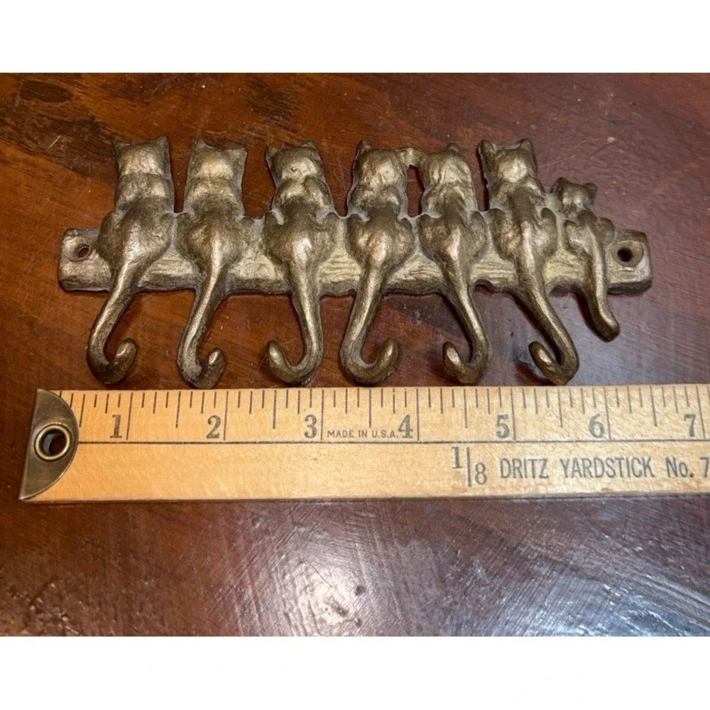 Vintage Antique Style Cast Brass Family Cat Wall Decor Hanging 6 Key Hooks 6.5